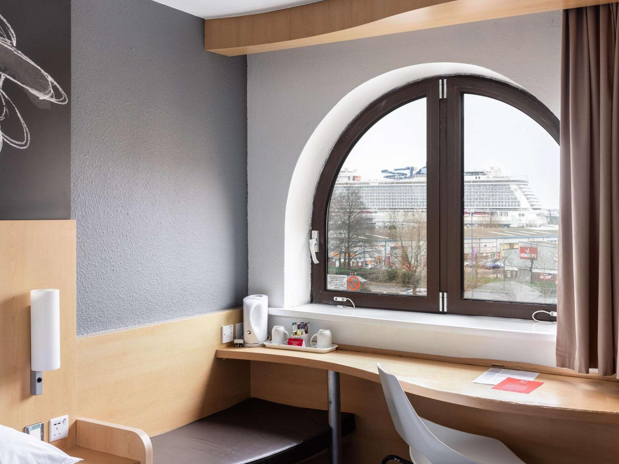 Ibis Southampton Otel Dış mekan fotoğraf